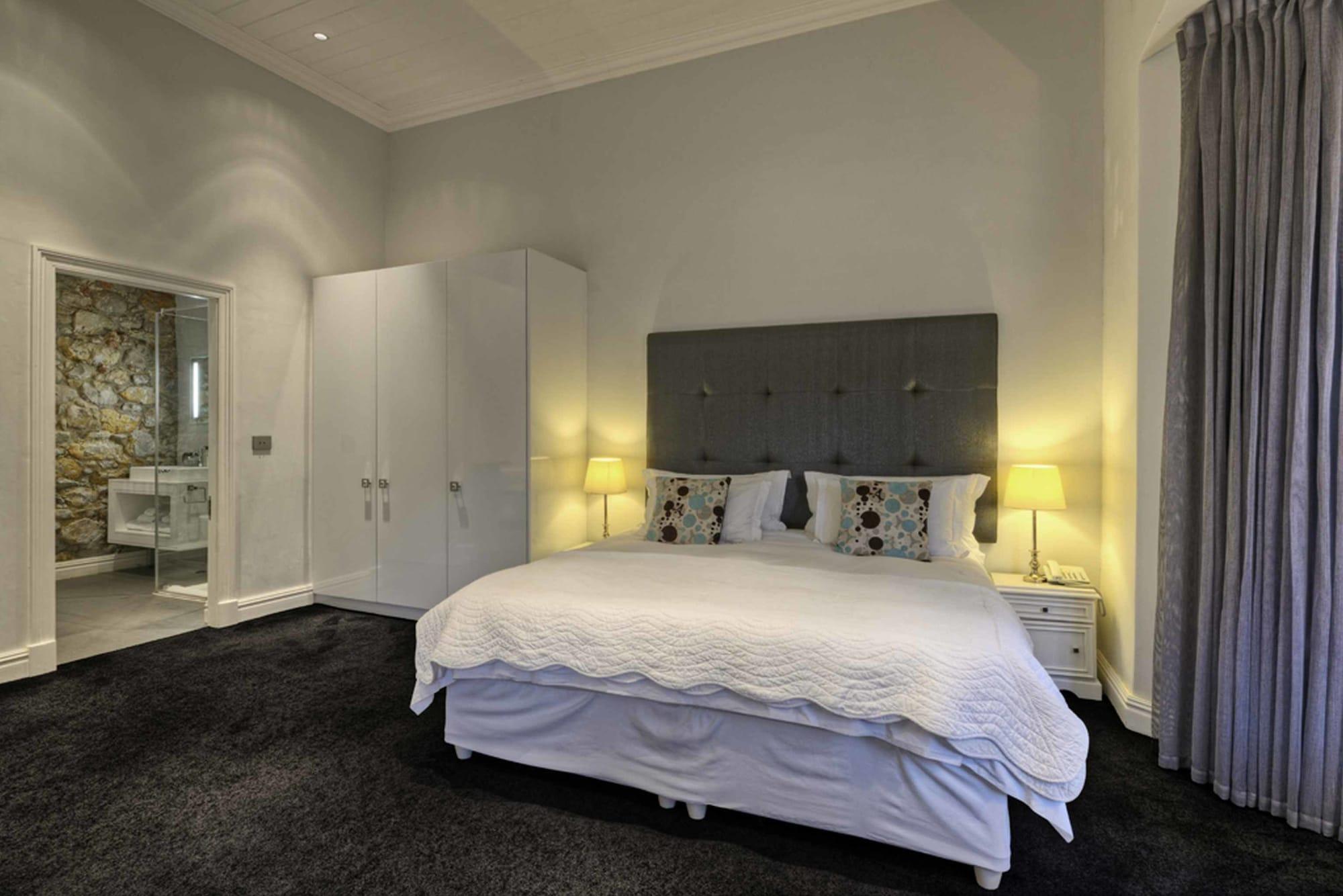 Bed & Breakfast Three Boutique 4*