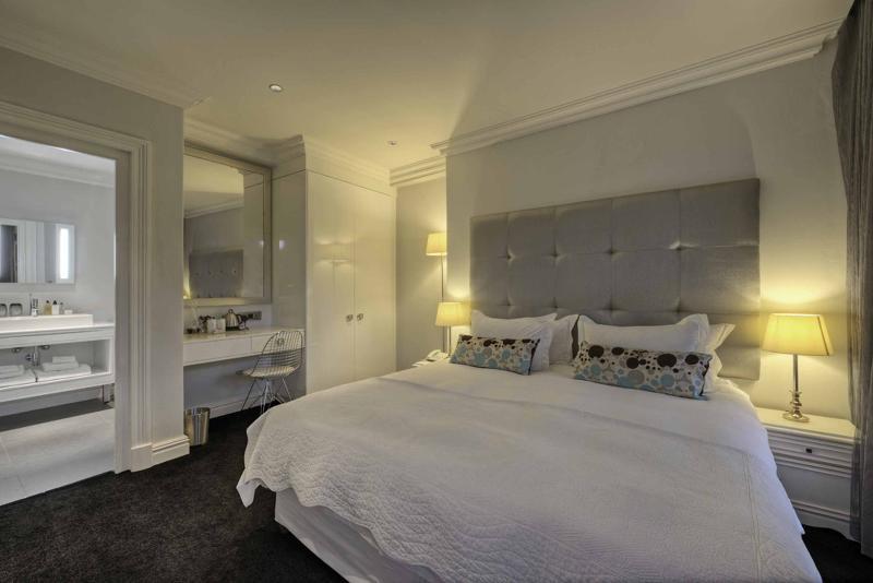 Bed & Breakfast Three Boutique Cape Town